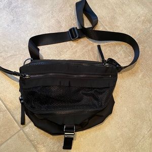 Lululemon bag